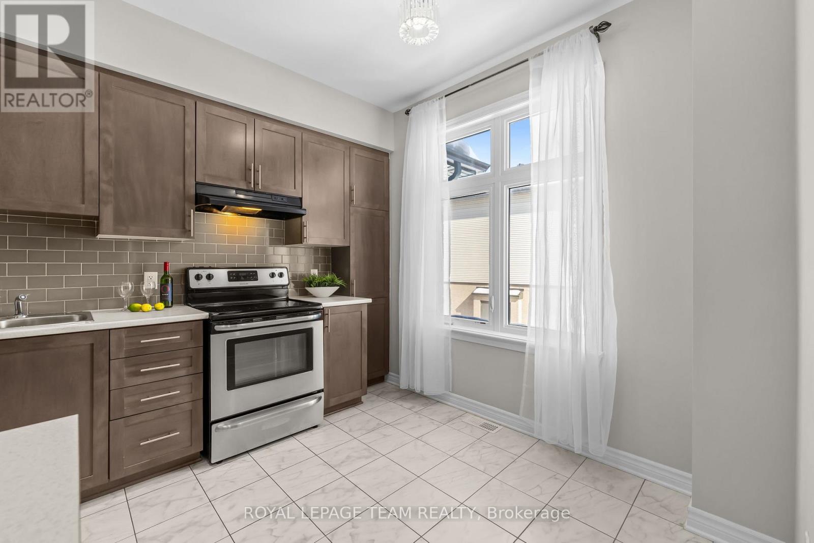 92 Stockholm Private, Ottawa, Ontario  K4M 0G9 - Photo 15 - X12962828