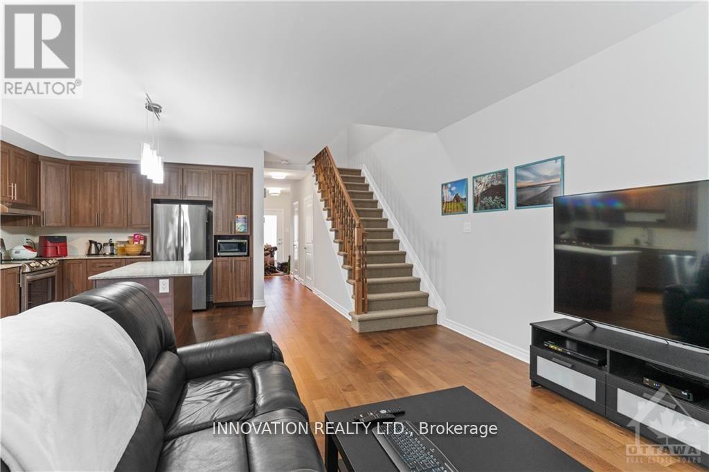 254 Munro Street, Carleton Place, Ontario  K7C 0P2 - Photo 8 - X12962838