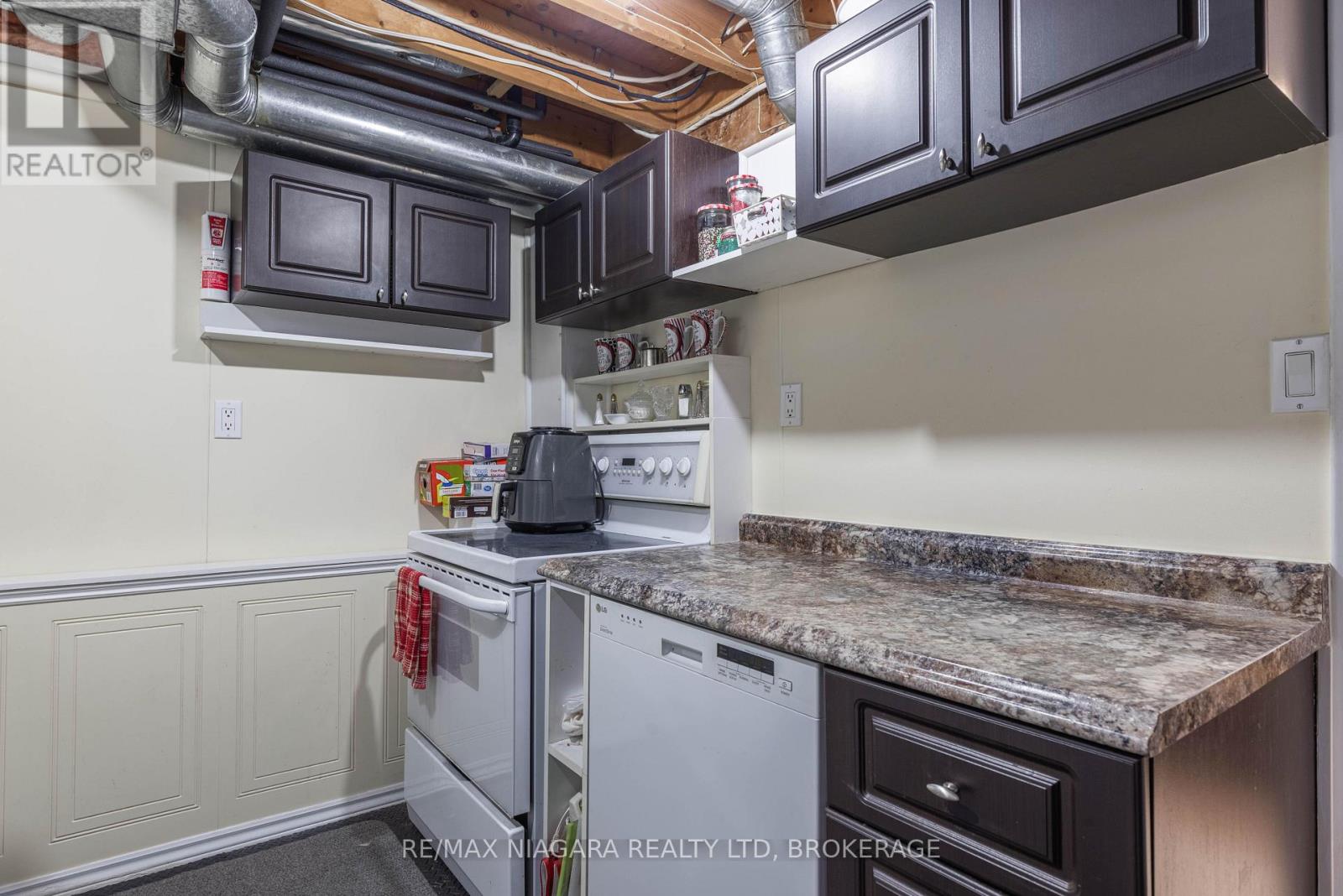 4148 Preston Avenue, Niagara Falls, Ontario  L2H 2C5 - Photo 25 - X12962834