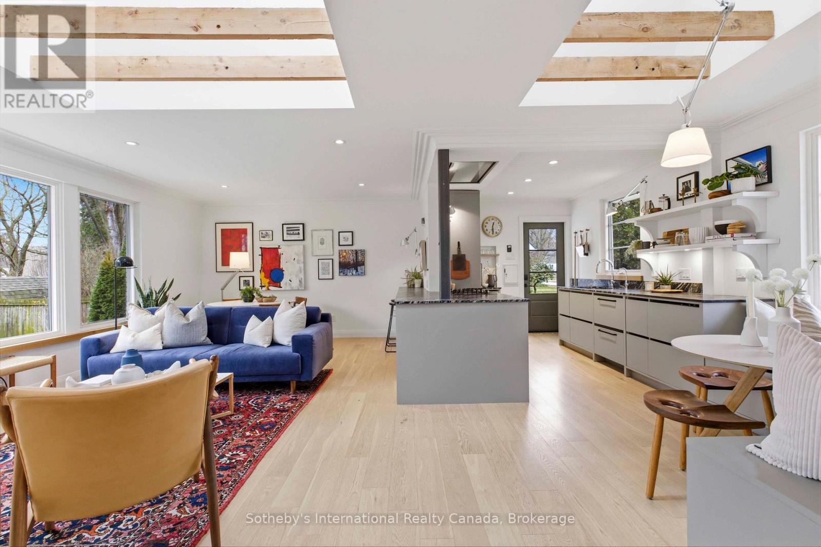 189 Forsyth Drive, Waterloo, Ontario  N2L 1A1 - Photo 12 - X12962764