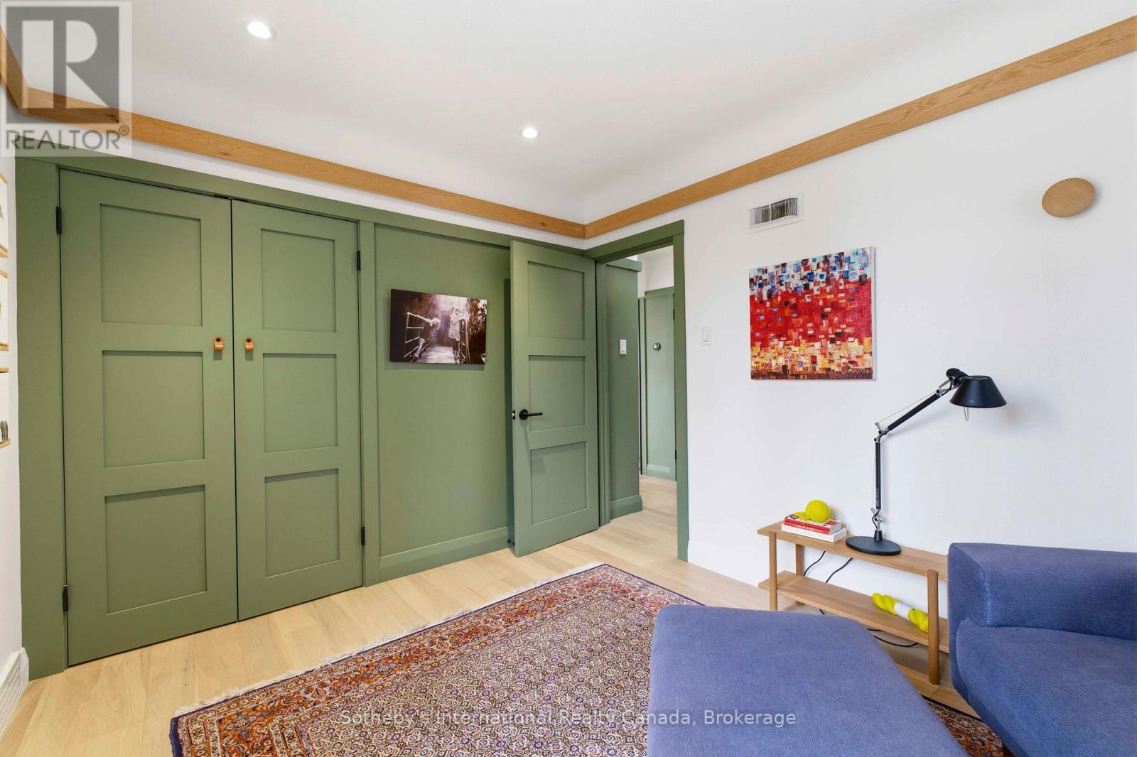 189 Forsyth Drive, Waterloo, Ontario  N2L 1A1 - Photo 24 - X12962764