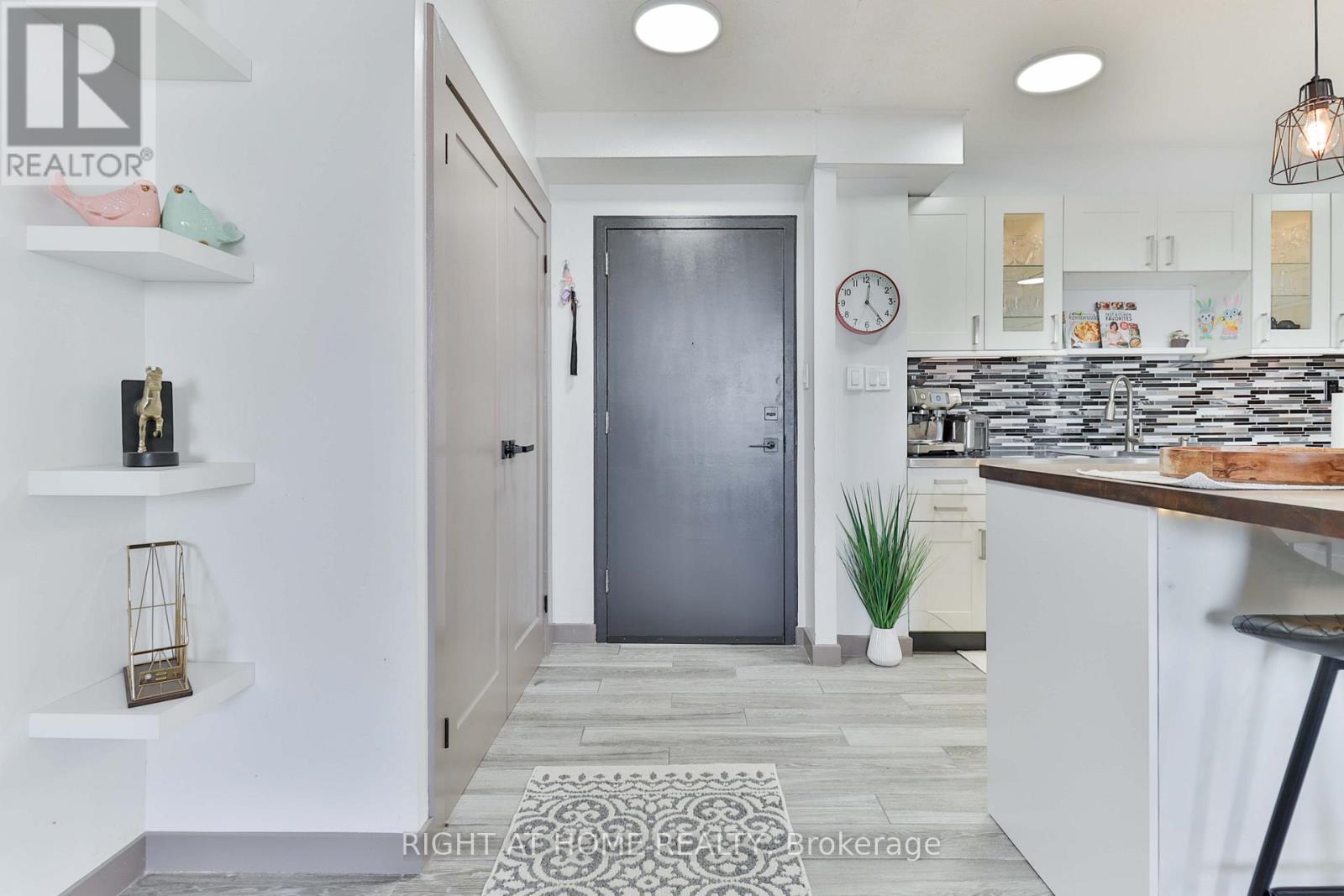 509 - 15 London Green Court, Toronto, Ontario  M3N 1K4 - Photo 13 - W12958854