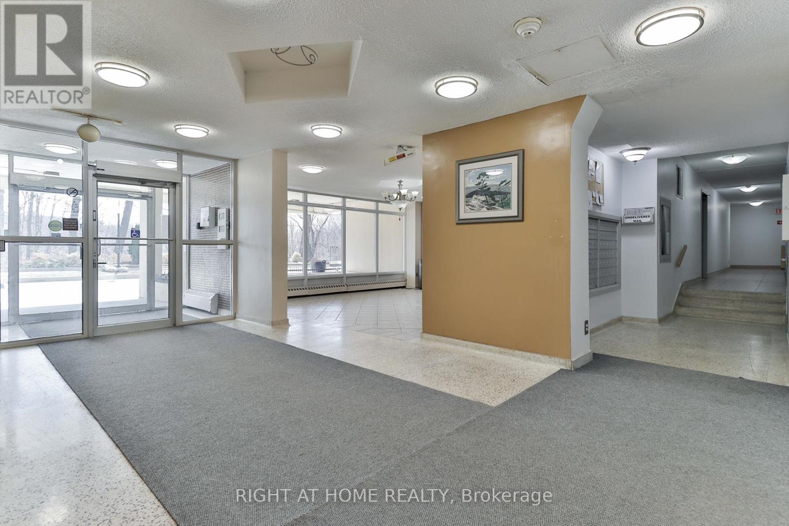 509 - 15 London Green Court, Toronto, Ontario  M3N 1K4 - Photo 9 - W12958854