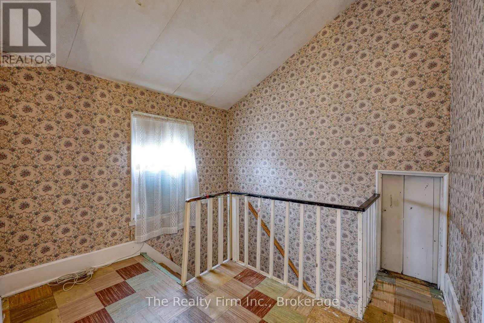 52 Huron Street, Woodstock, Ontario  N4S 6Z3 - Photo 17 - X12962790