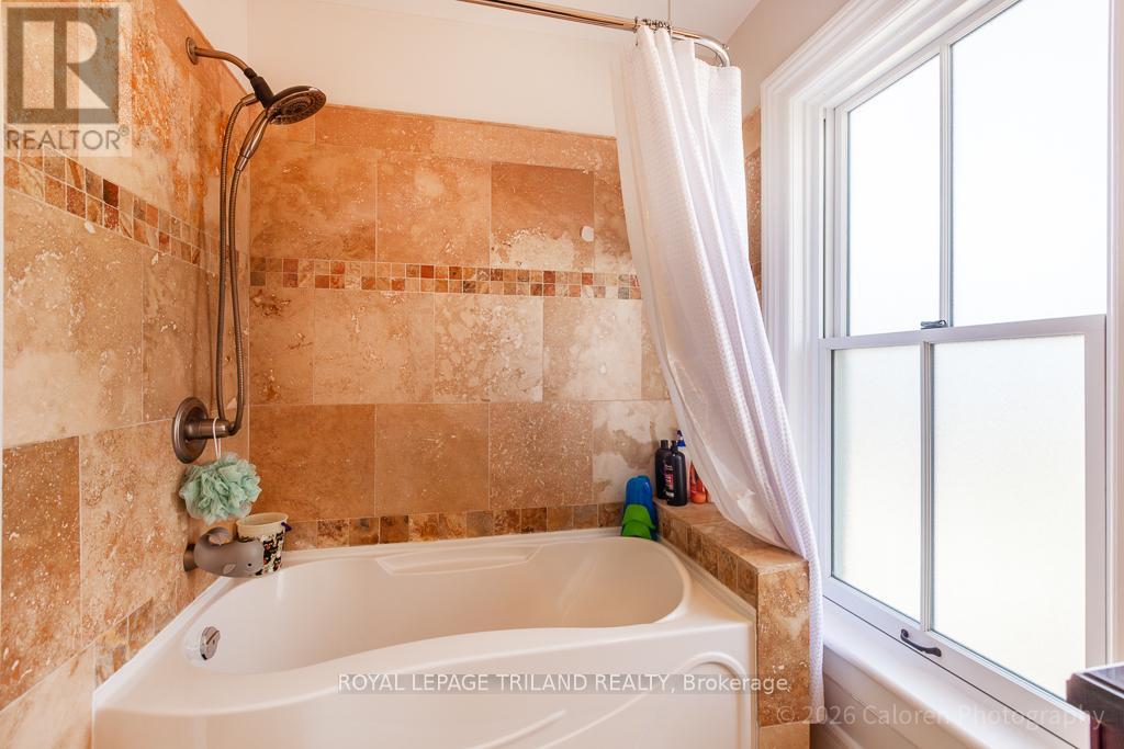 1135 Riverside Drive, London North, Ontario  N6H 2T7 - Photo 41 - X12962786