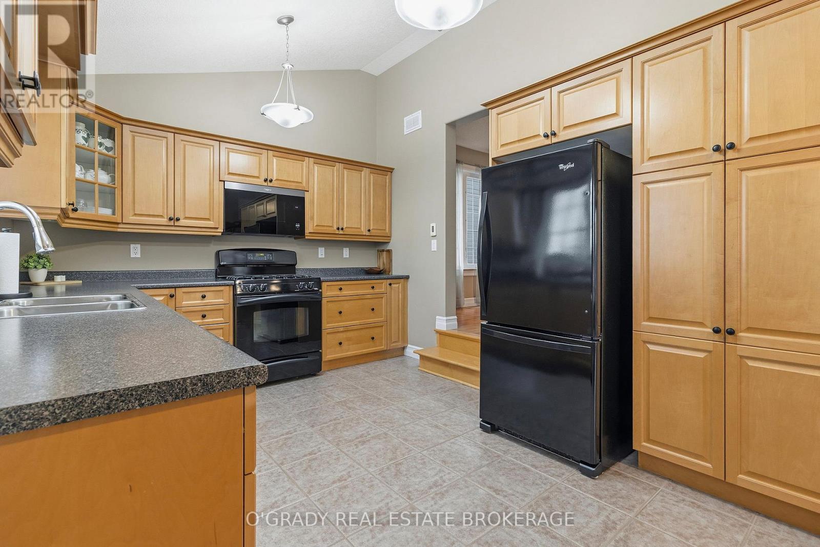 1004 Crestwood Drive, Brockville, Ontario  K6V 7N1 - Photo 16 - X12962762