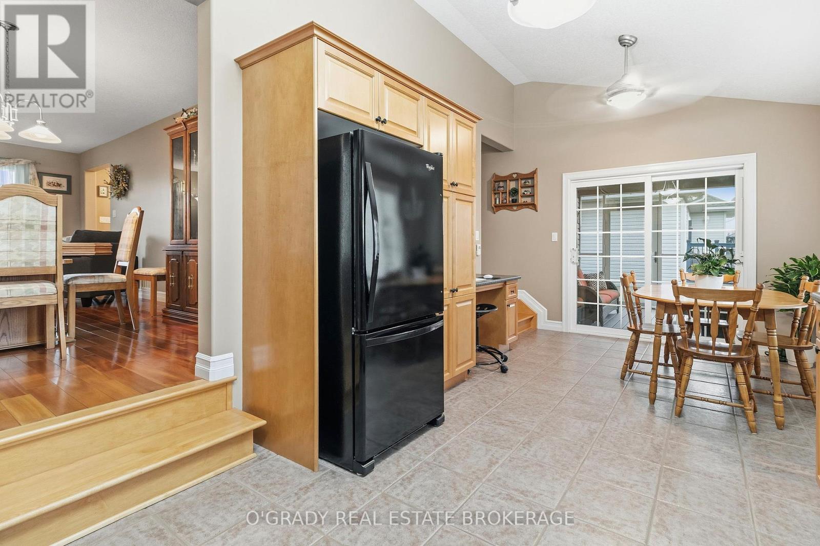 1004 Crestwood Drive, Brockville, Ontario  K6V 7N1 - Photo 17 - X12962762