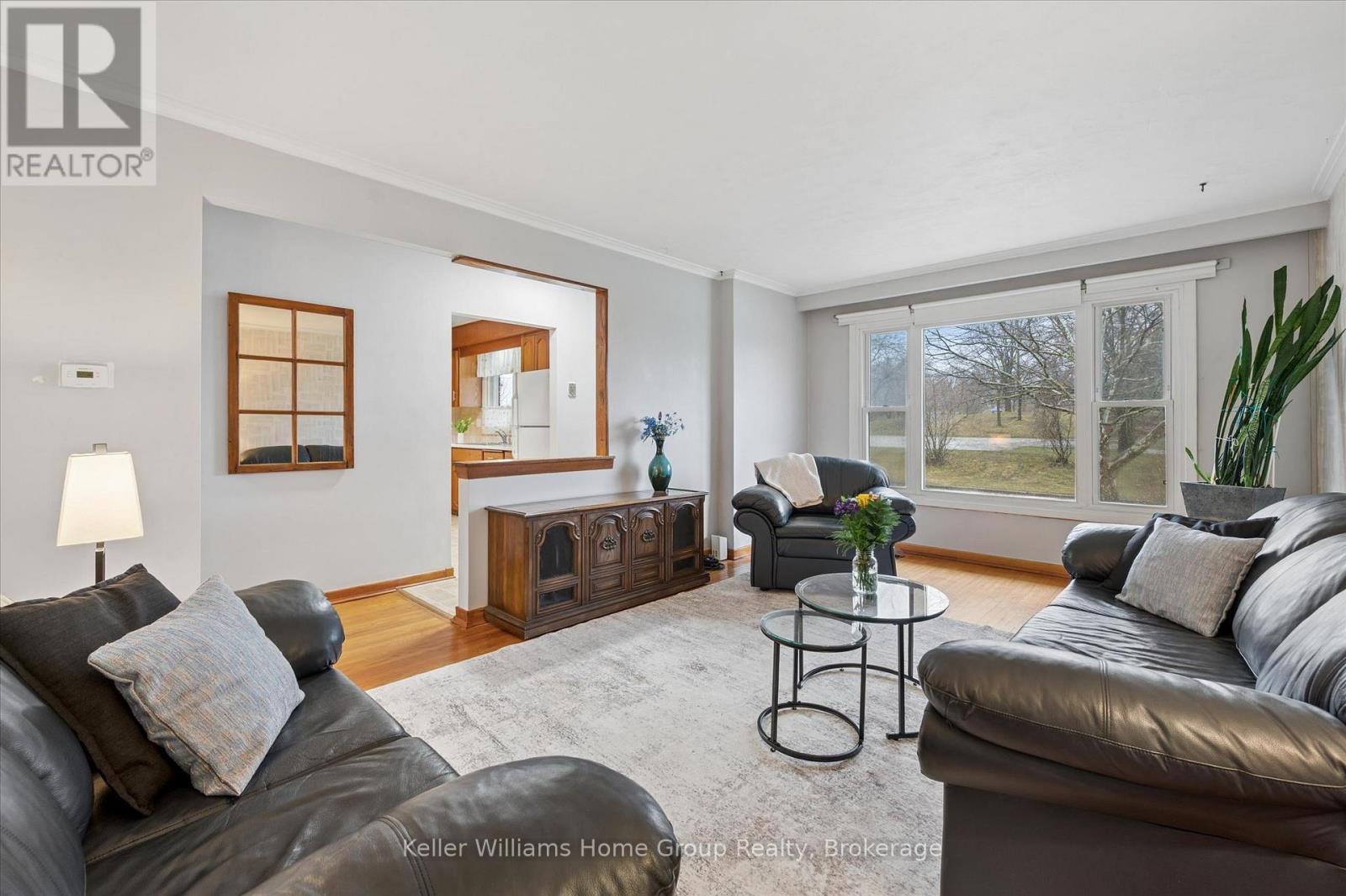 28 Normandy Drive, Guelph, Ontario  N1E 2P4 - Photo 9 - X12962728