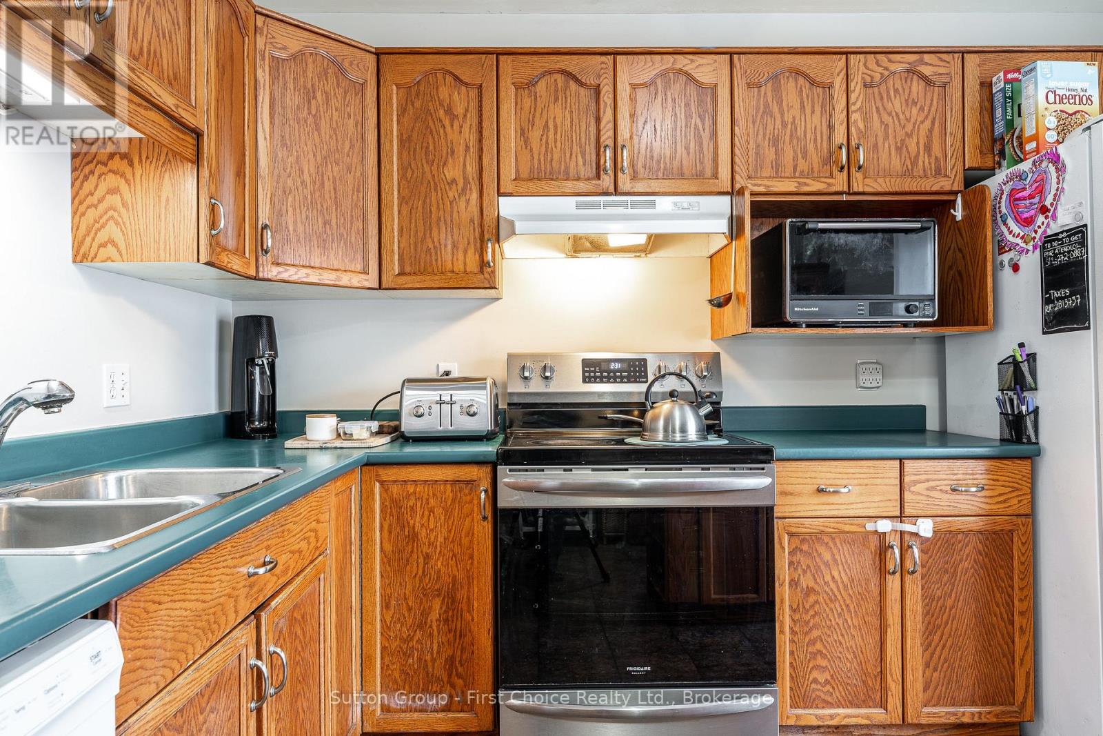 27 Mcqueen Court, Stratford, Ontario  N4Z 1H5 - Photo 9 - X12962760