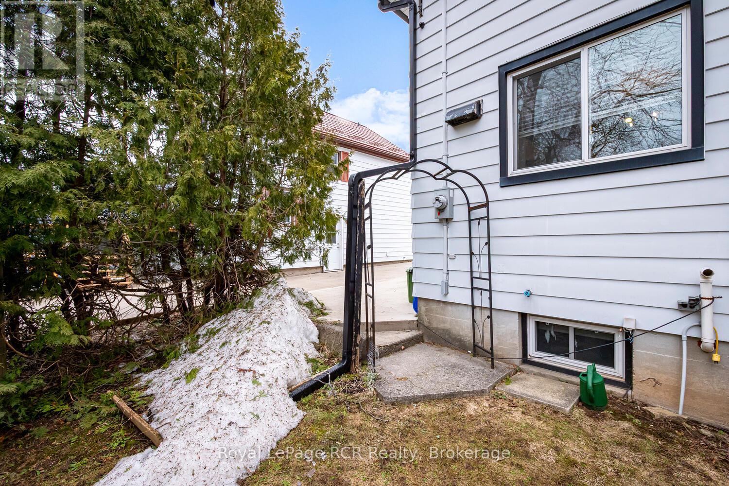 662 7th Avenue E, Owen Sound, Ontario  N4K 2X8 - Photo 36 - X12962782