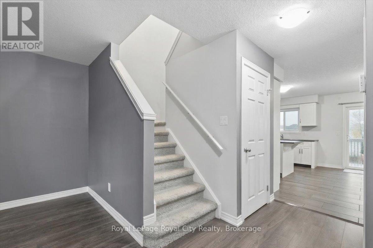 24 - 66 Eastview Road, Guelph (Grange Road), Ontario  N1E 0L6 - Photo 15 - X12962806