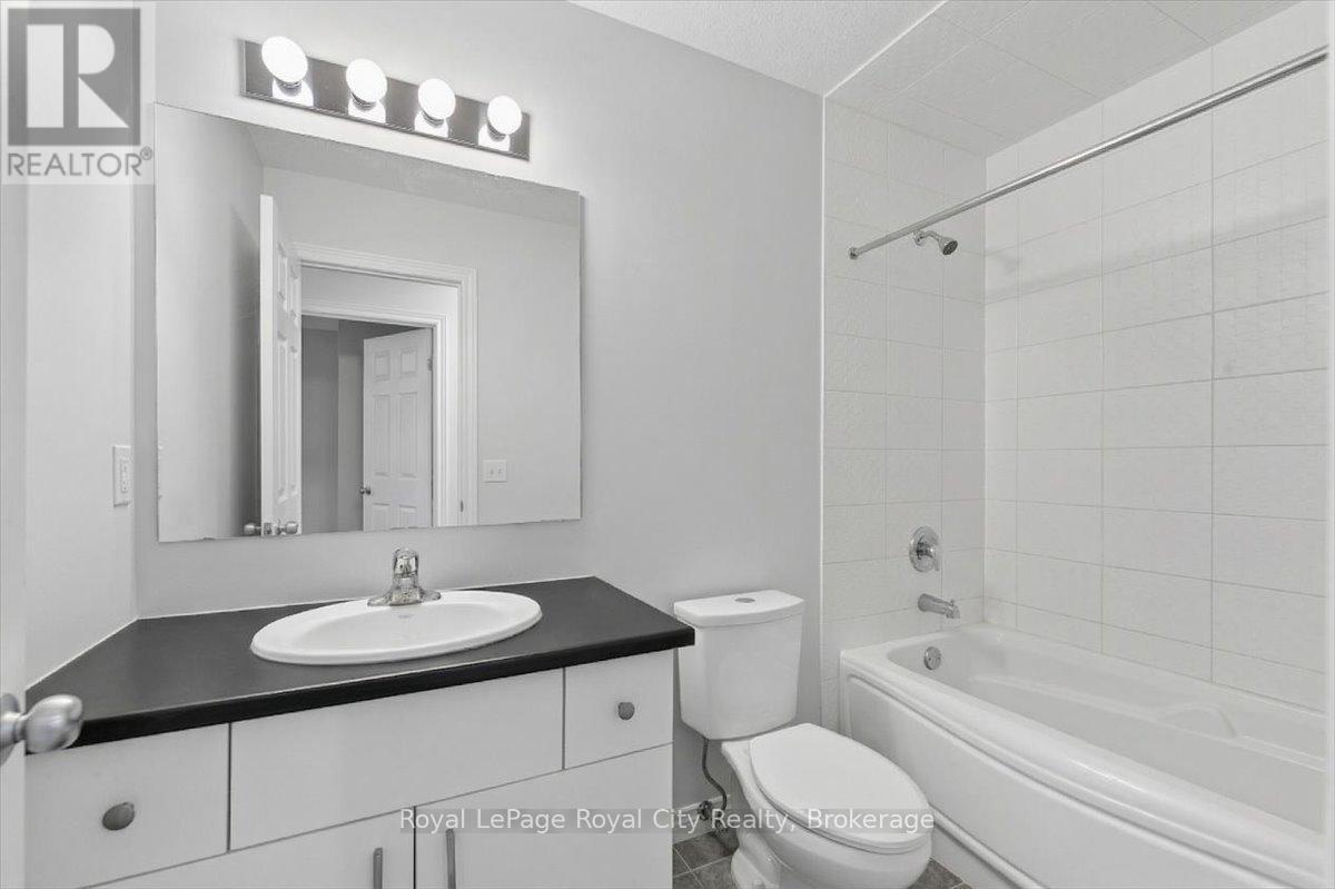 24 - 66 Eastview Road, Guelph (Grange Road), Ontario  N1E 0L6 - Photo 18 - X12962806