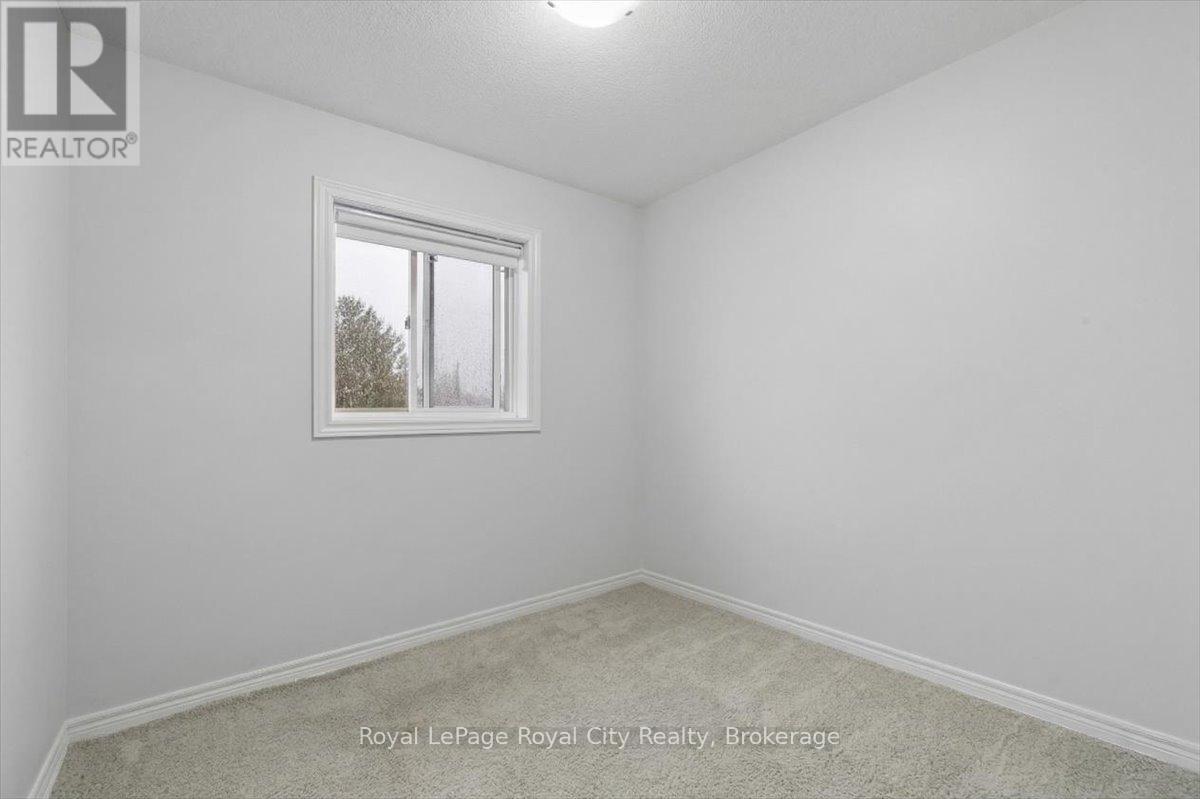 24 - 66 Eastview Road, Guelph (Grange Road), Ontario  N1E 0L6 - Photo 22 - X12962806