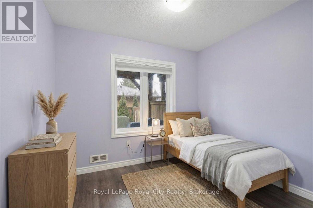 24 - 66 Eastview Road, Guelph (Grange Road), Ontario  N1E 0L6 - Photo 25 - X12962806