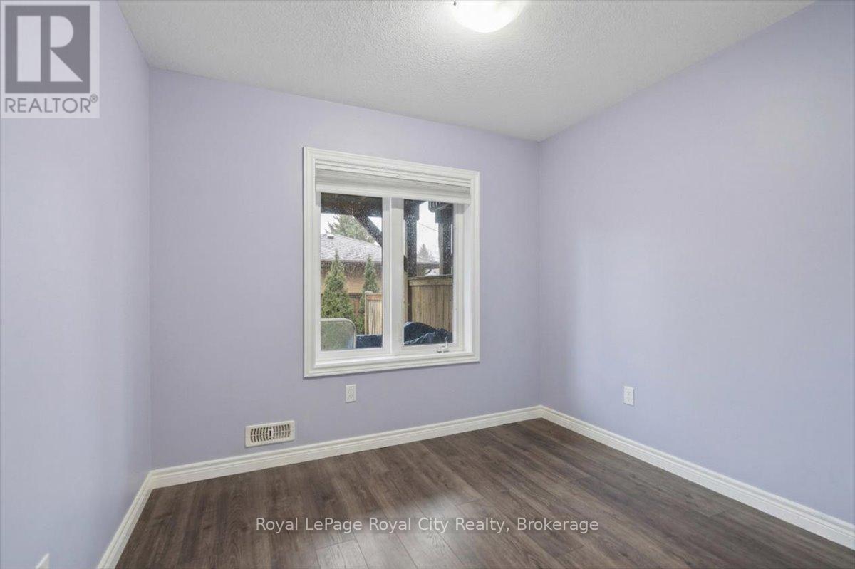 24 - 66 Eastview Road, Guelph (Grange Road), Ontario  N1E 0L6 - Photo 26 - X12962806