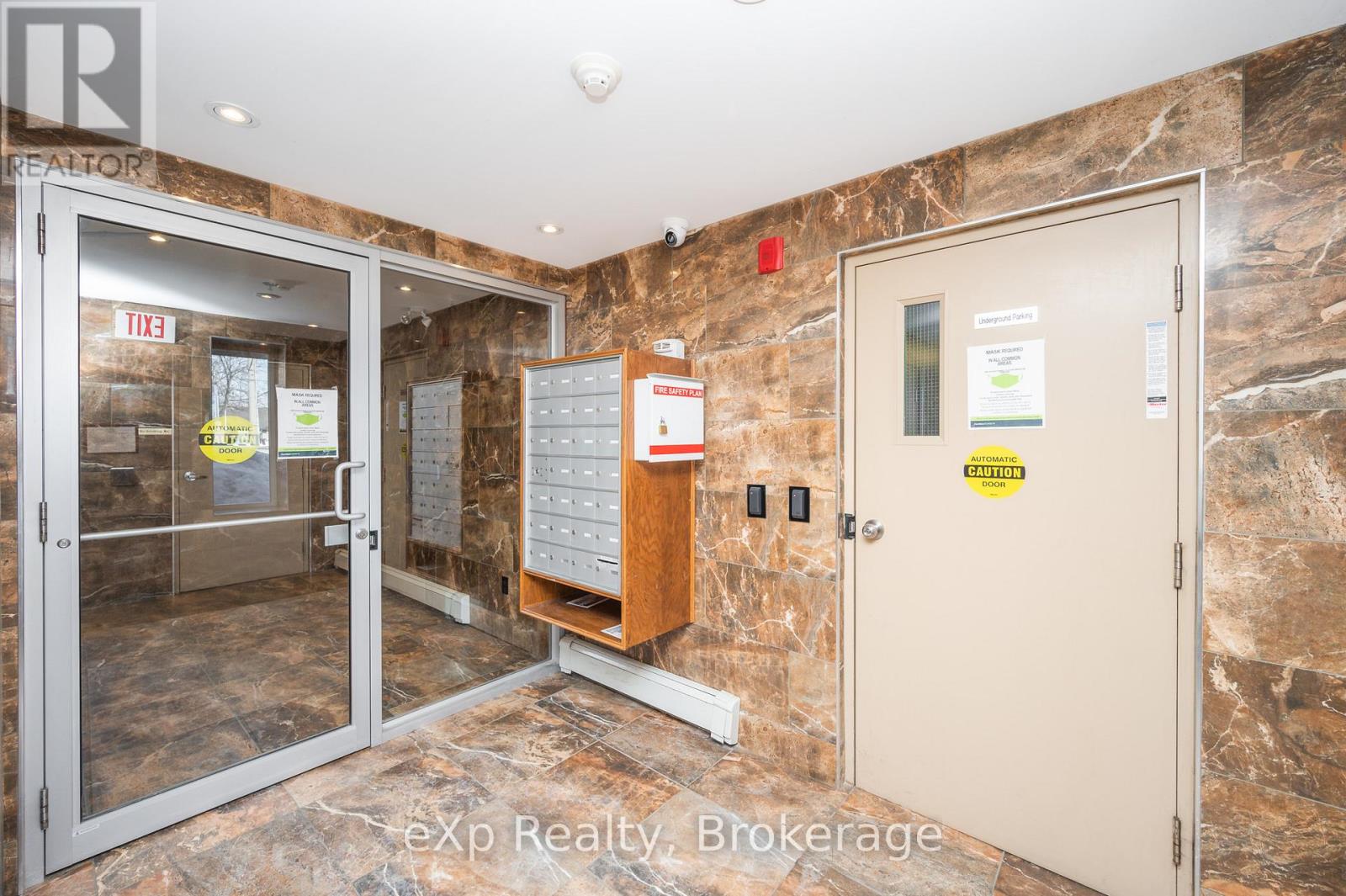 204 - 886 Golf Links Road, Hamilton (Meadowlands), Ontario  L9K 1J8 - Photo 10 - X12962810