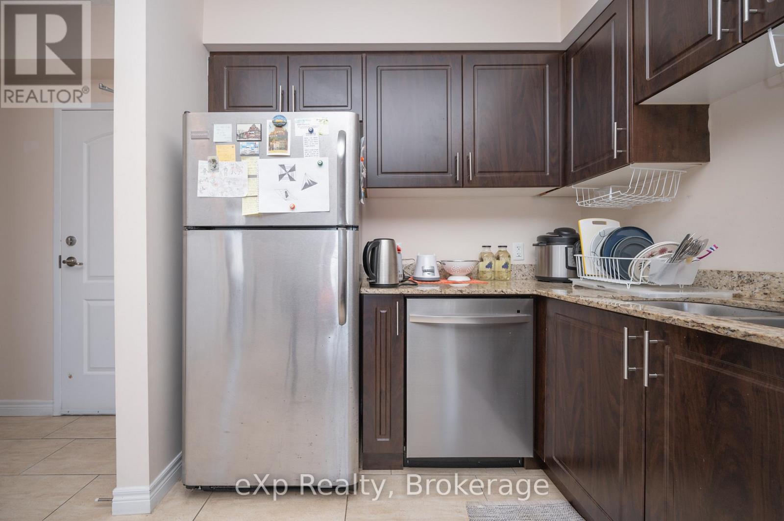 204 - 886 Golf Links Road, Hamilton (Meadowlands), Ontario  L9K 1J8 - Photo 16 - X12962810