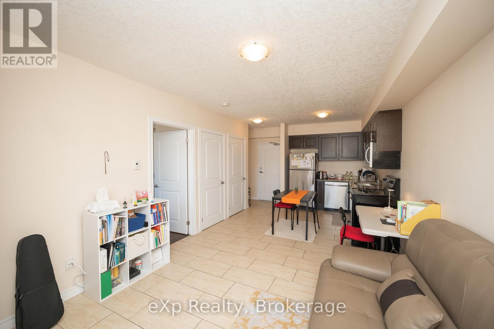204 - 886 Golf Links Road, Hamilton (Meadowlands), Ontario  L9K 1J8 - Photo 21 - X12962810