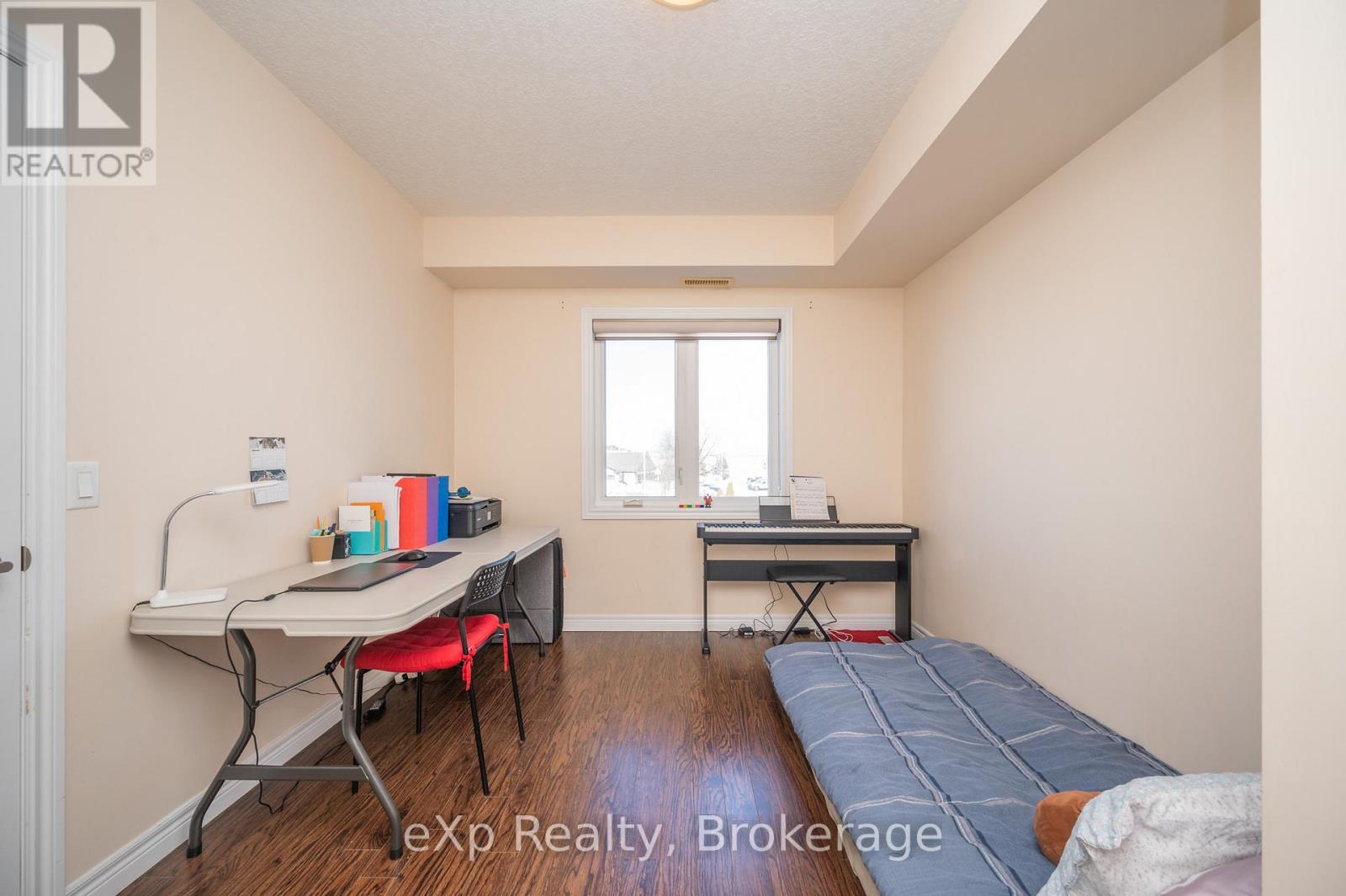 204 - 886 Golf Links Road, Hamilton (Meadowlands), Ontario  L9K 1J8 - Photo 24 - X12962810