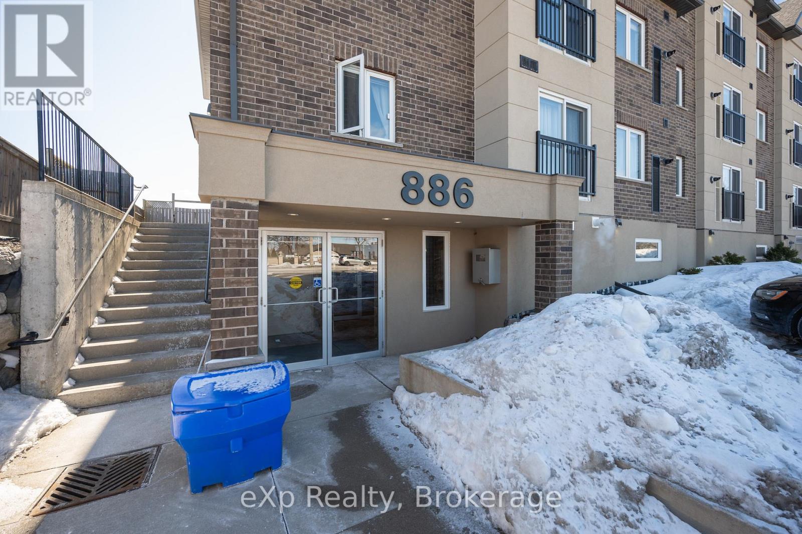 204 - 886 Golf Links Road, Hamilton (Meadowlands), Ontario  L9K 1J8 - Photo 7 - X12962810
