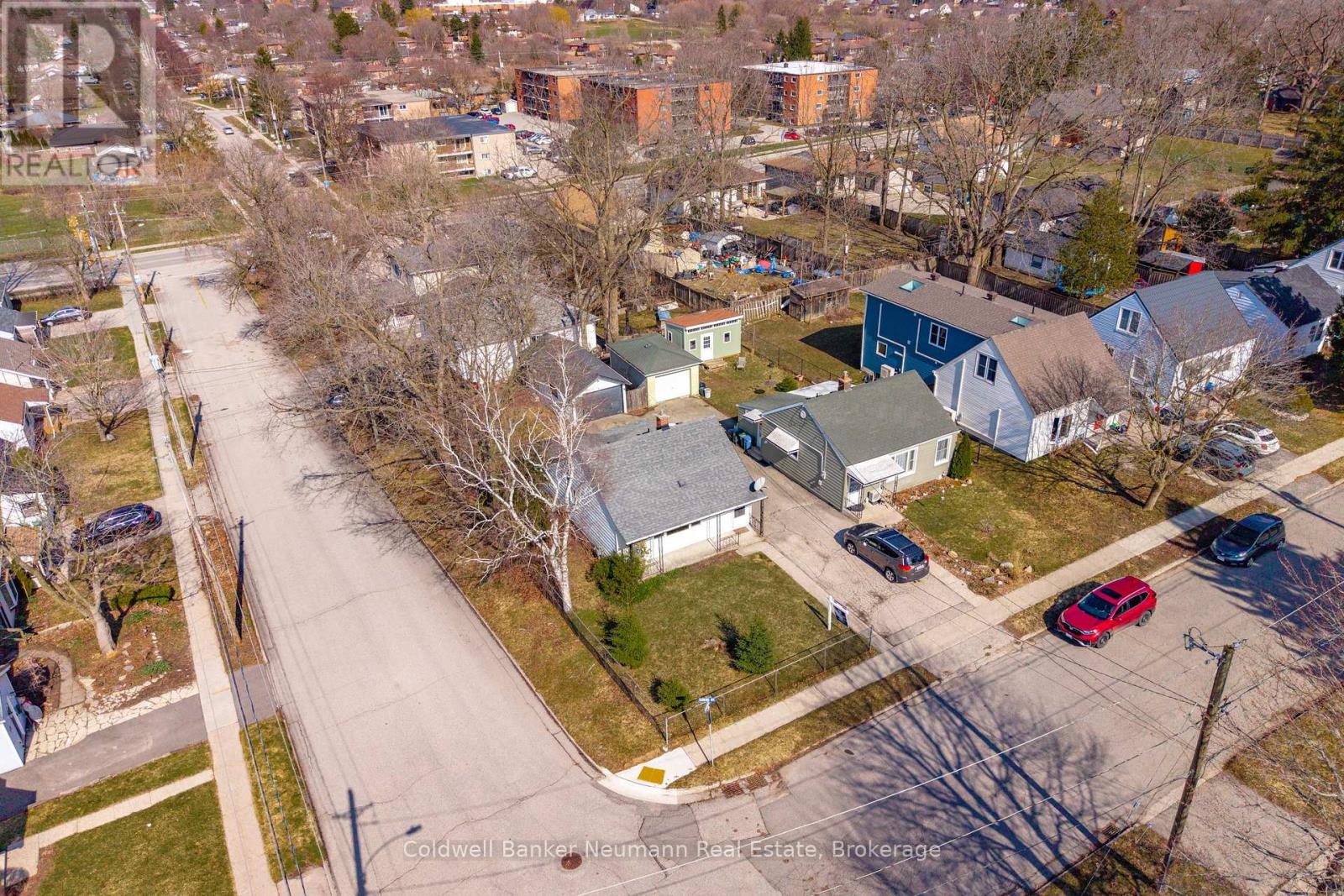 31 Dunkirk Avenue, Guelph, Ontario  N1E 4N7 - Photo 2 - X12962836