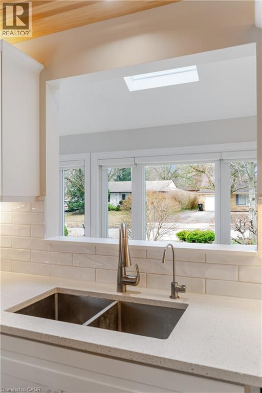 226 Forsyth Drive, Waterloo, Ontario  N2L 1A5 - Photo 19 - 40817017