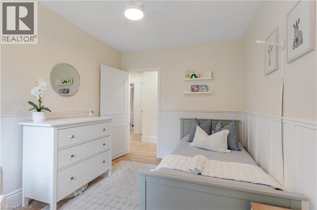 226 Forsyth Drive, Waterloo, Ontario  N2L 1A5 - Photo 28 - 40817017