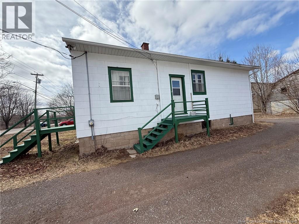 242 Maple Avenue, Sussex, New Brunswick  E4E 2N2 - Photo 7 - NB136411