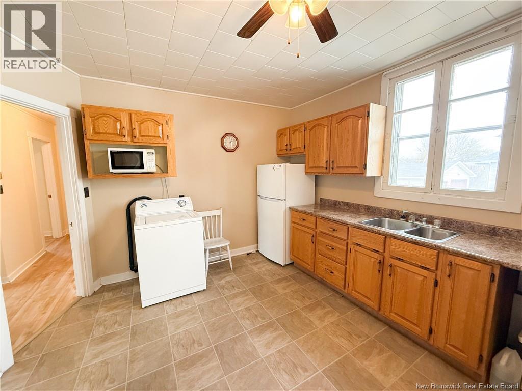 242 Maple Avenue, Sussex, New Brunswick  E4E 2N2 - Photo 8 - NB136411