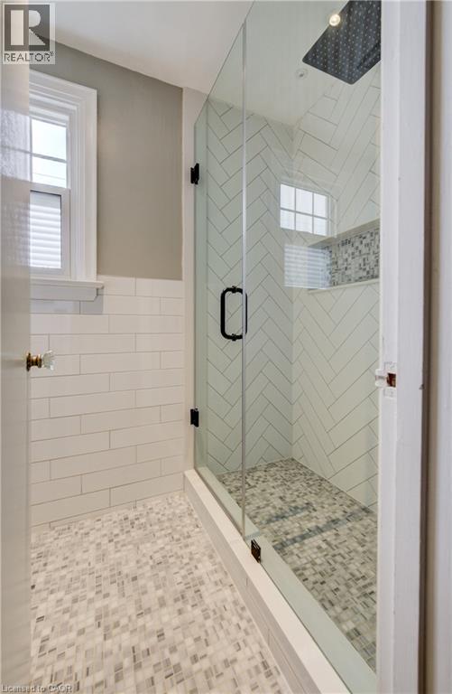 27 Lowrey Avenue S, Cambridge, Ontario  N1R 4Z4 - Photo 25 - 40811528