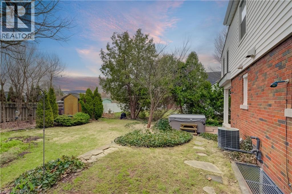 27 Lowrey Avenue S, Cambridge, Ontario  N1R 4Z4 - Photo 45 - 40811528