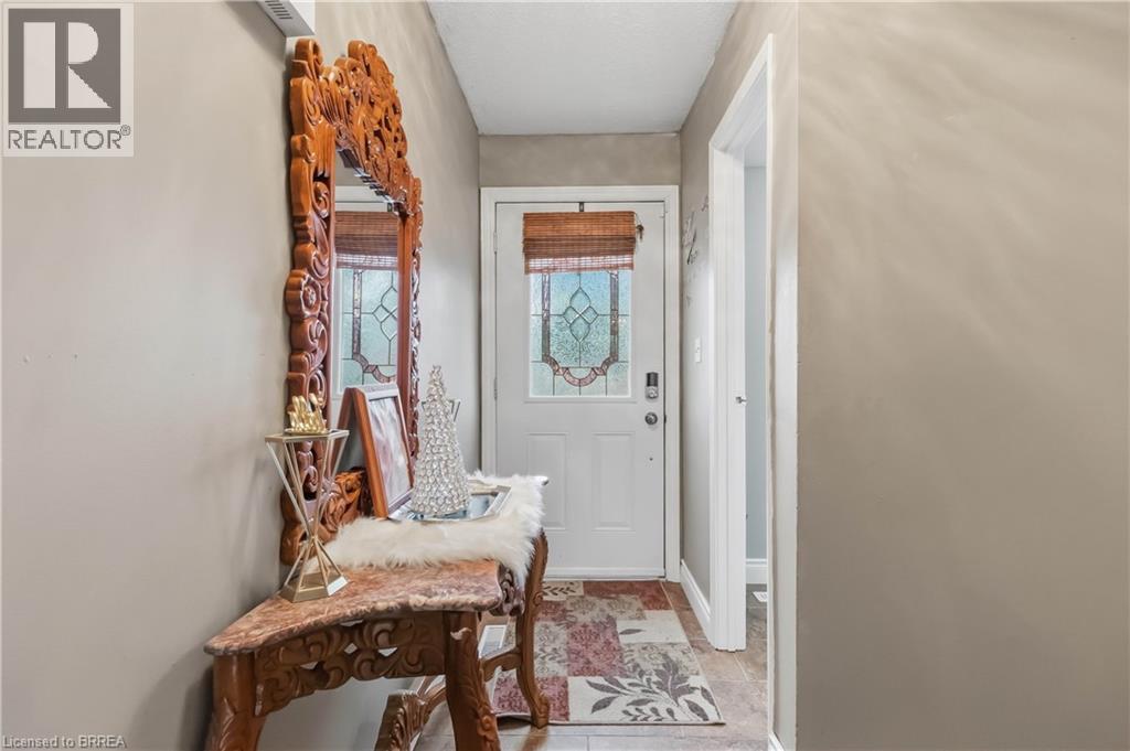 486 Springbank Avenue N Unit# 4, Woodstock, Ontario  N4T 1K8 - Photo 3 - 40816742