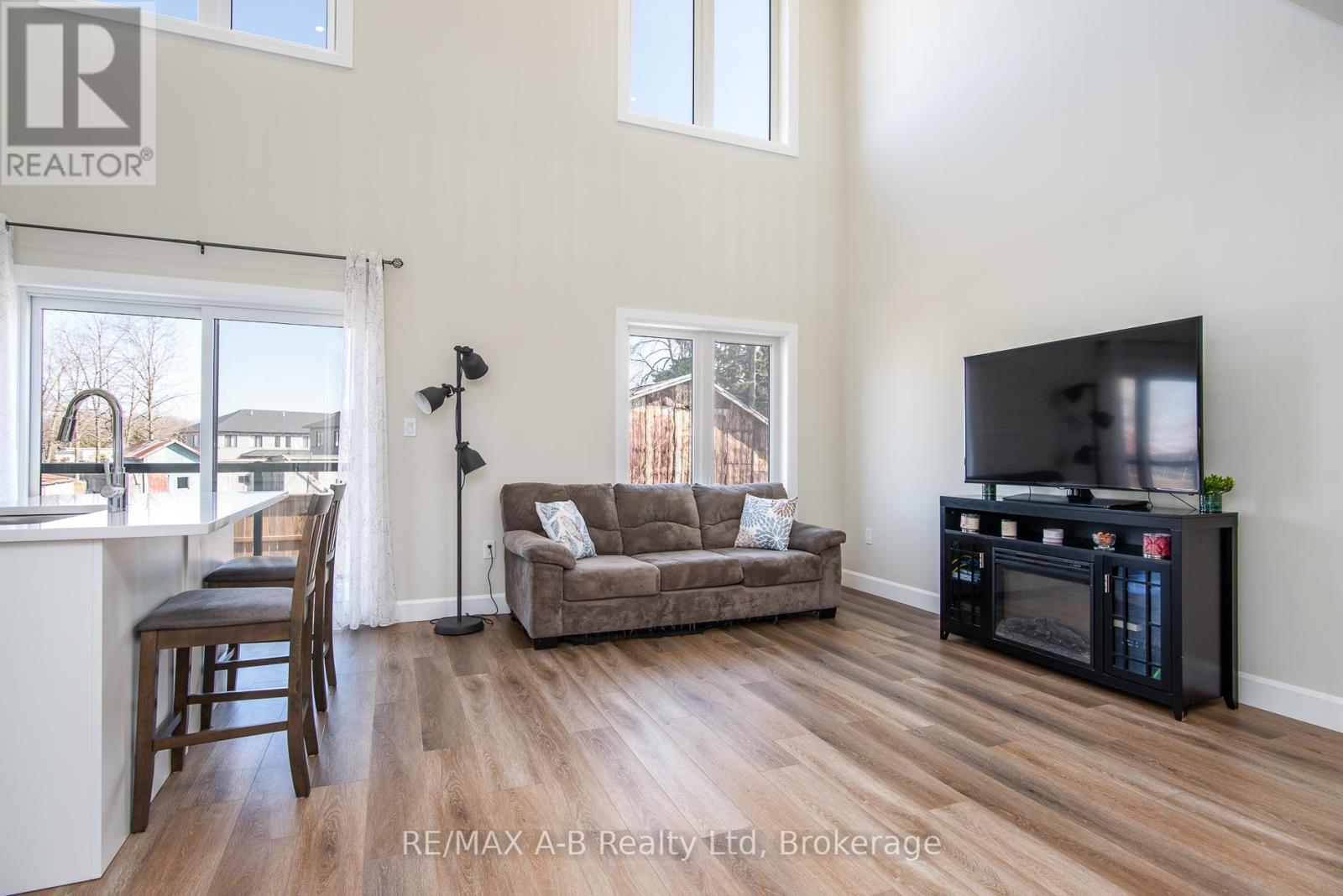 Unit #5 - 3202 Vivian Line 37 Lane, Stratford, Ontario  N5A 0K6 - Photo 12 - X12863698