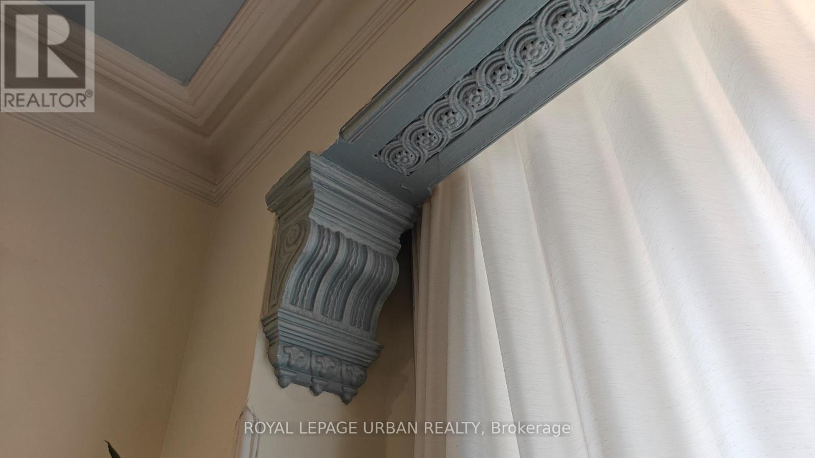 33 Euclid Avenue, Toronto, Ontario  M6J 2J7 - Photo 14 - C12962754