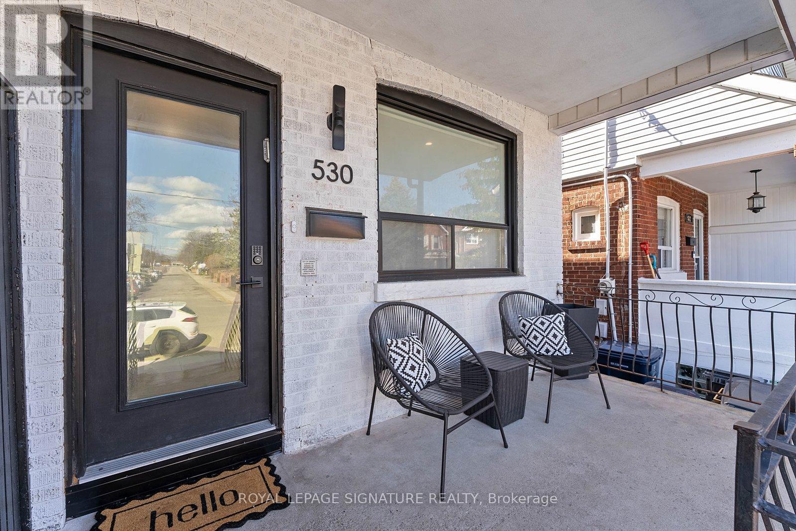 530 Lauder Avenue, Toronto (Oakwood Village), Ontario  M6E 3J4 - Photo 2 - C12962780