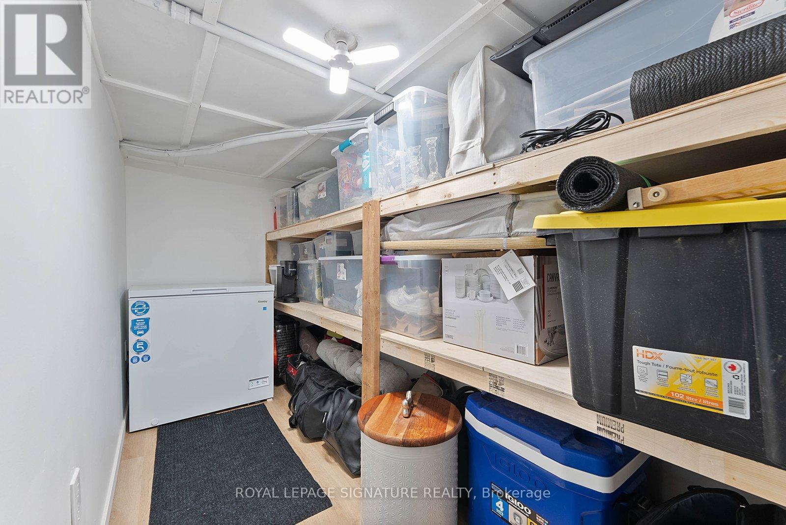 530 Lauder Avenue, Toronto (Oakwood Village), Ontario  M6E 3J4 - Photo 31 - C12962780