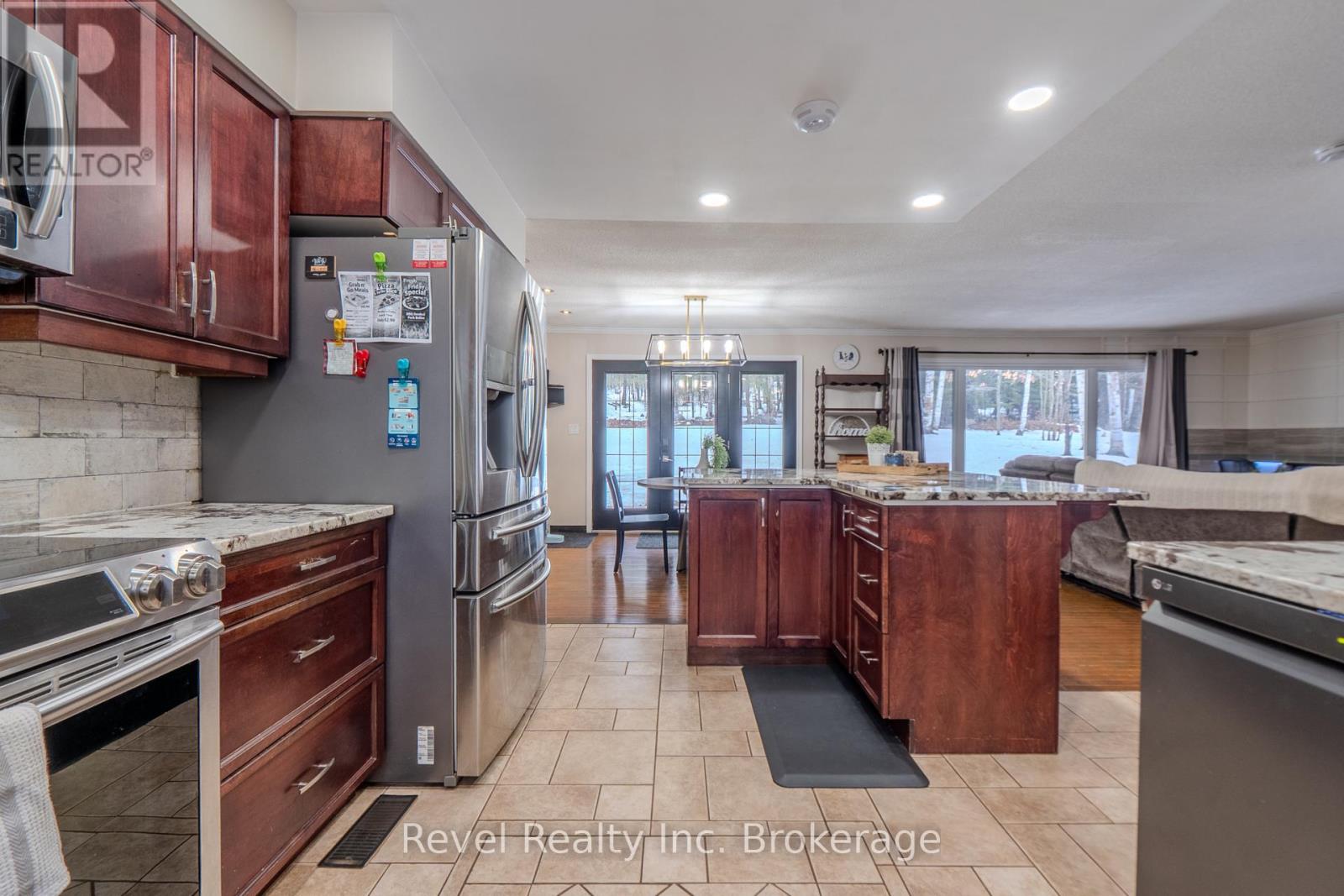 299 Astorville Road, East Ferris, Ontario  P0H 1K0 - Photo 10 - X12962732