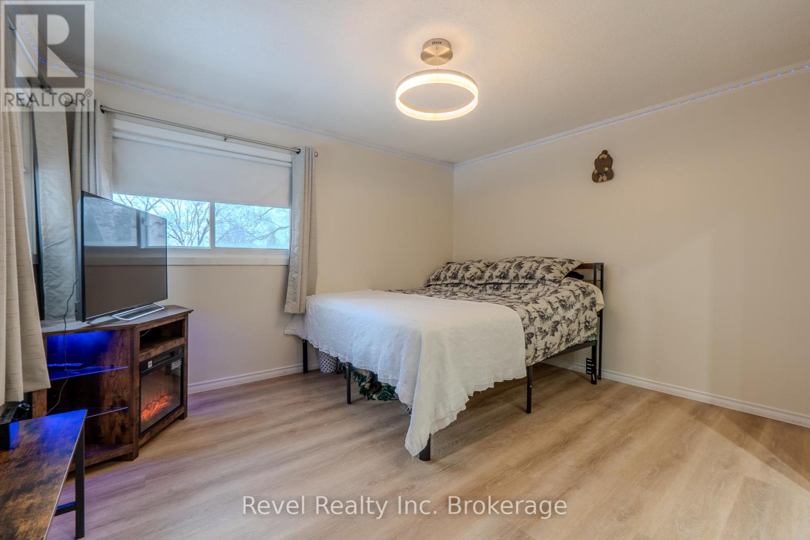 299 Astorville Road, East Ferris, Ontario  P0H 1K0 - Photo 14 - X12962732