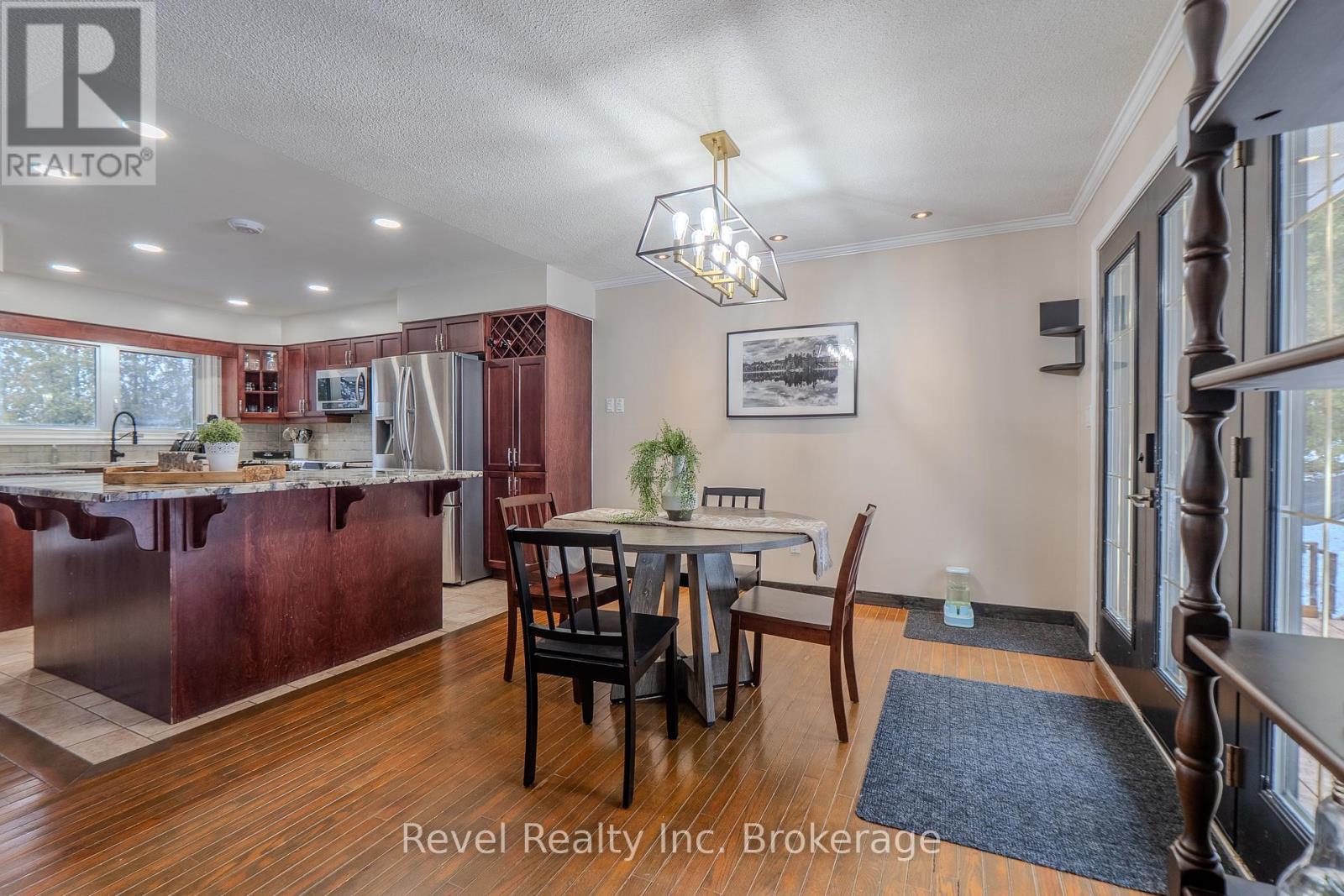 299 Astorville Road, East Ferris, Ontario  P0H 1K0 - Photo 7 - X12962732