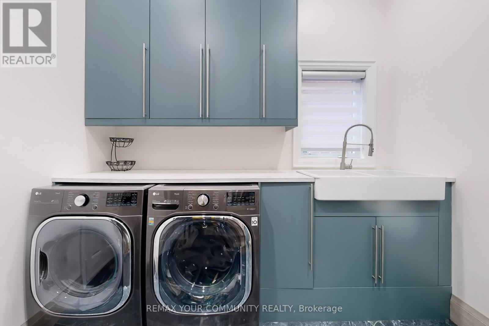 1 Princess Isabella Court, Vaughan (Patterson), Ontario  L6A 4B3 - Photo 28 - N12962742