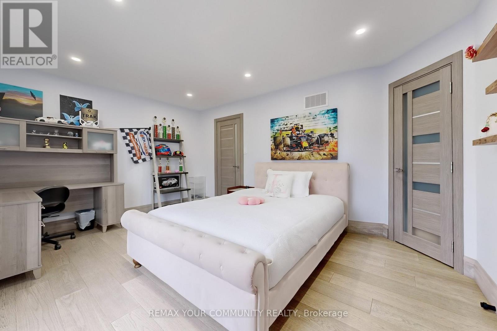 1 Princess Isabella Court, Vaughan (Patterson), Ontario  L6A 4B3 - Photo 37 - N12962742