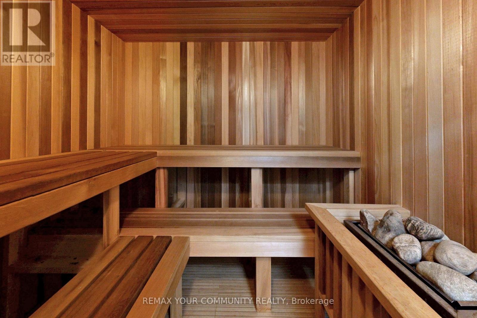 1 Princess Isabella Court, Vaughan (Patterson), Ontario  L6A 4B3 - Photo 41 - N12962742