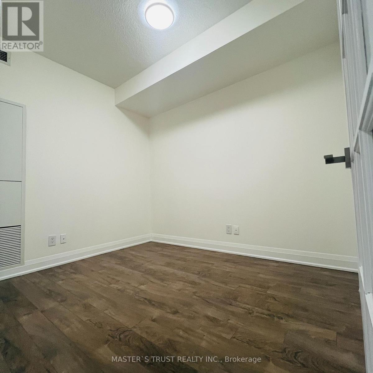 326 - 28 Uptown Drive E, Markham (Unionville), Ontario  L3R 5M8 - Photo 10 - N12962820