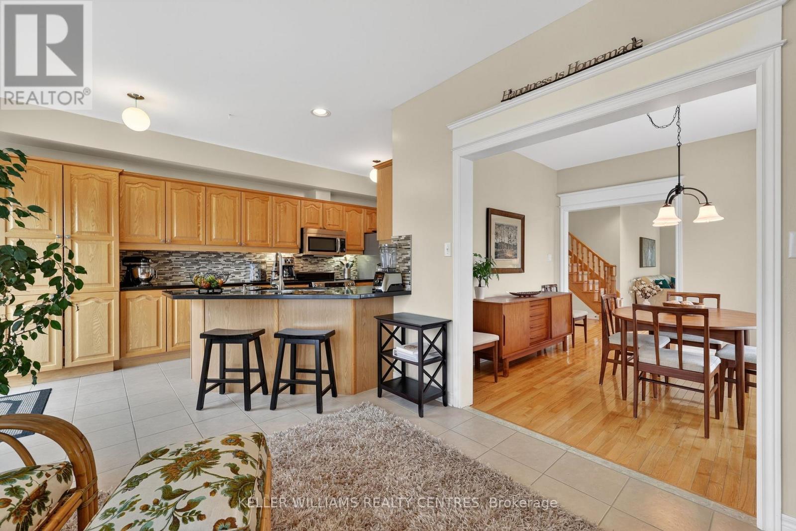 577 Osler Court, Newmarket (Summerhill Estates), Ontario  L3X 2P4 - Photo 17 - N12962824