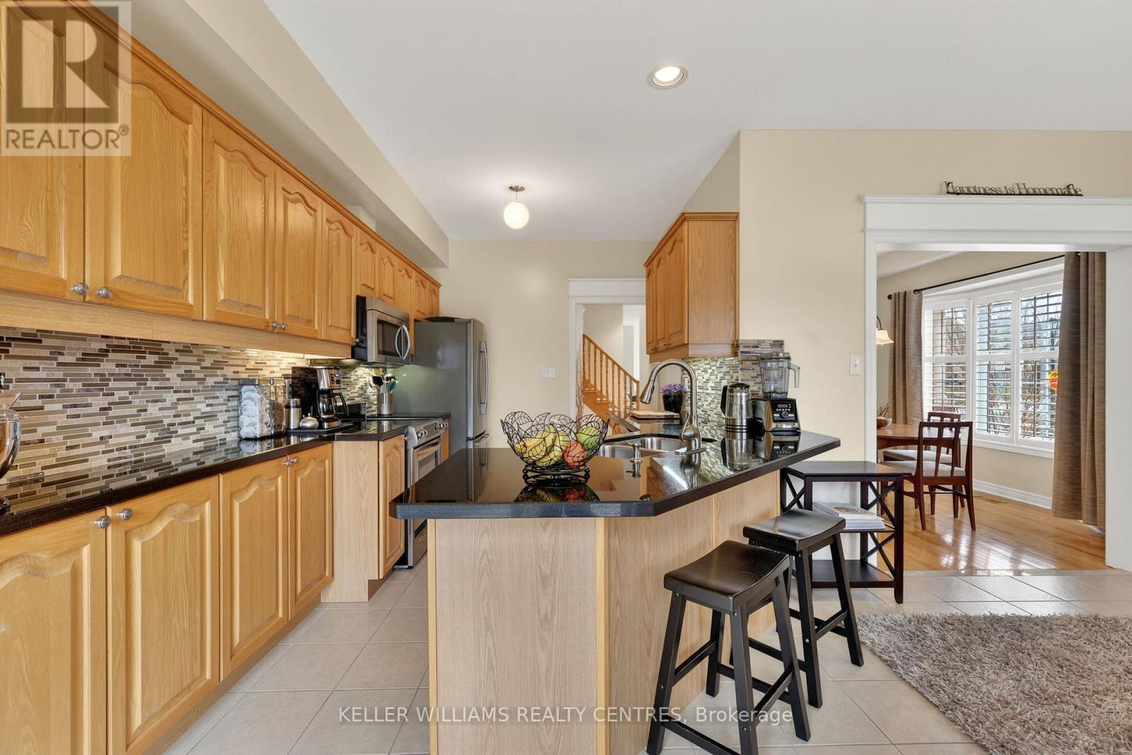 577 Osler Court, Newmarket (Summerhill Estates), Ontario  L3X 2P4 - Photo 19 - N12962824