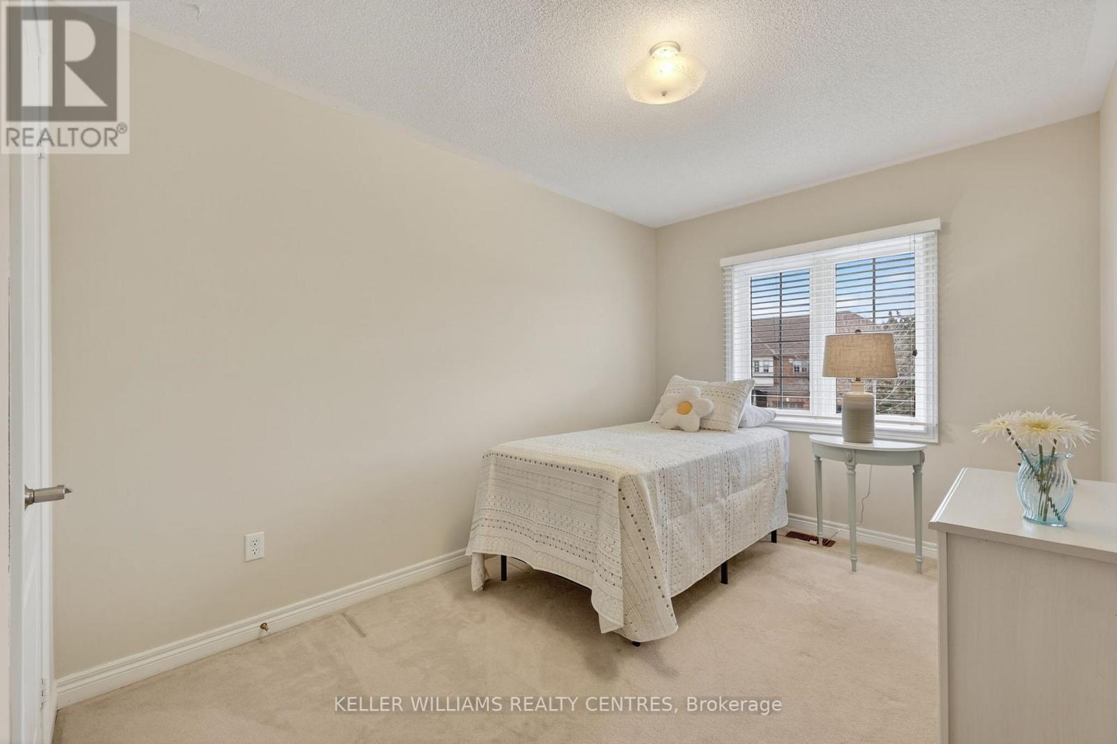 577 Osler Court, Newmarket (Summerhill Estates), Ontario  L3X 2P4 - Photo 31 - N12962824