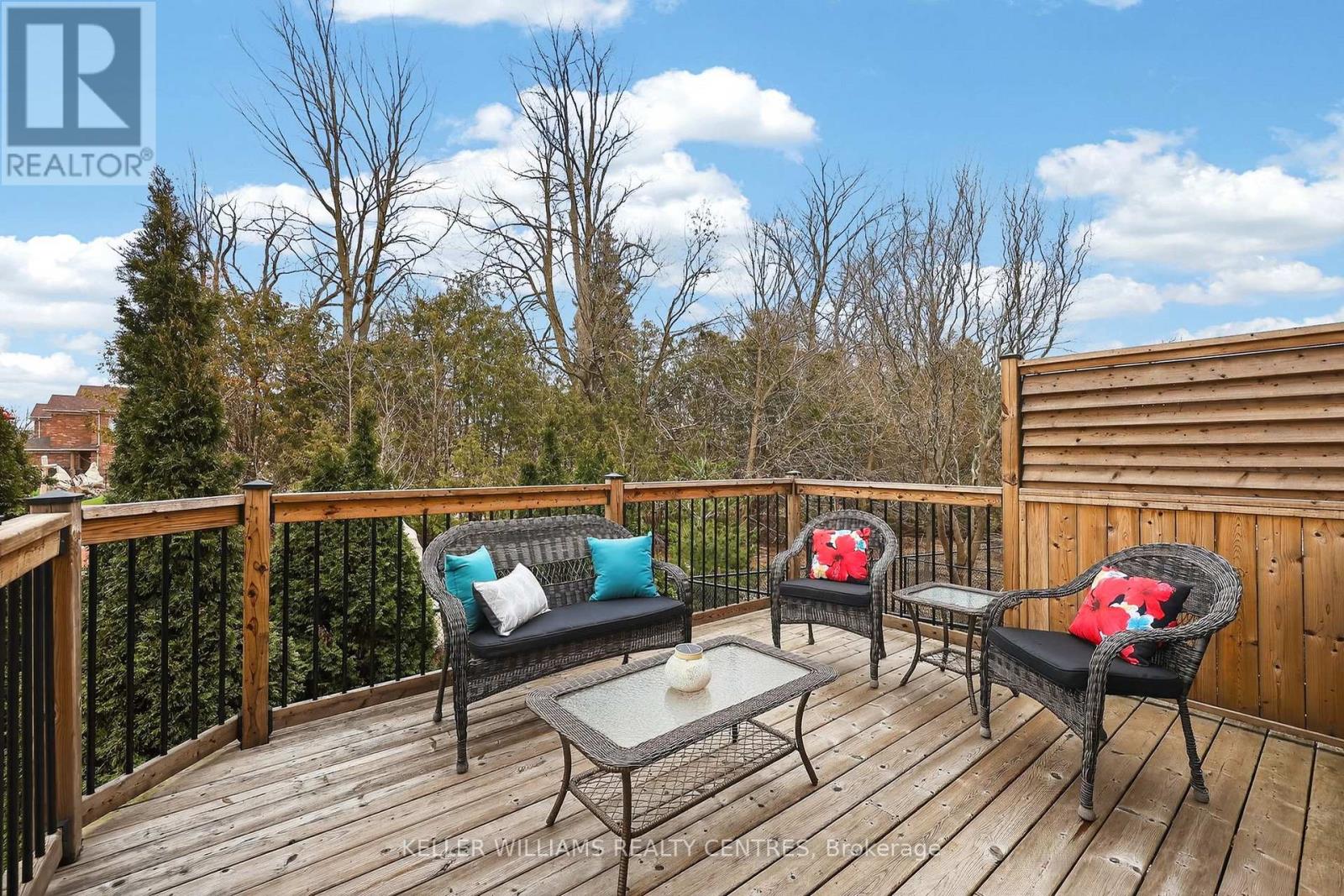 577 Osler Court, Newmarket (Summerhill Estates), Ontario  L3X 2P4 - Photo 34 - N12962824