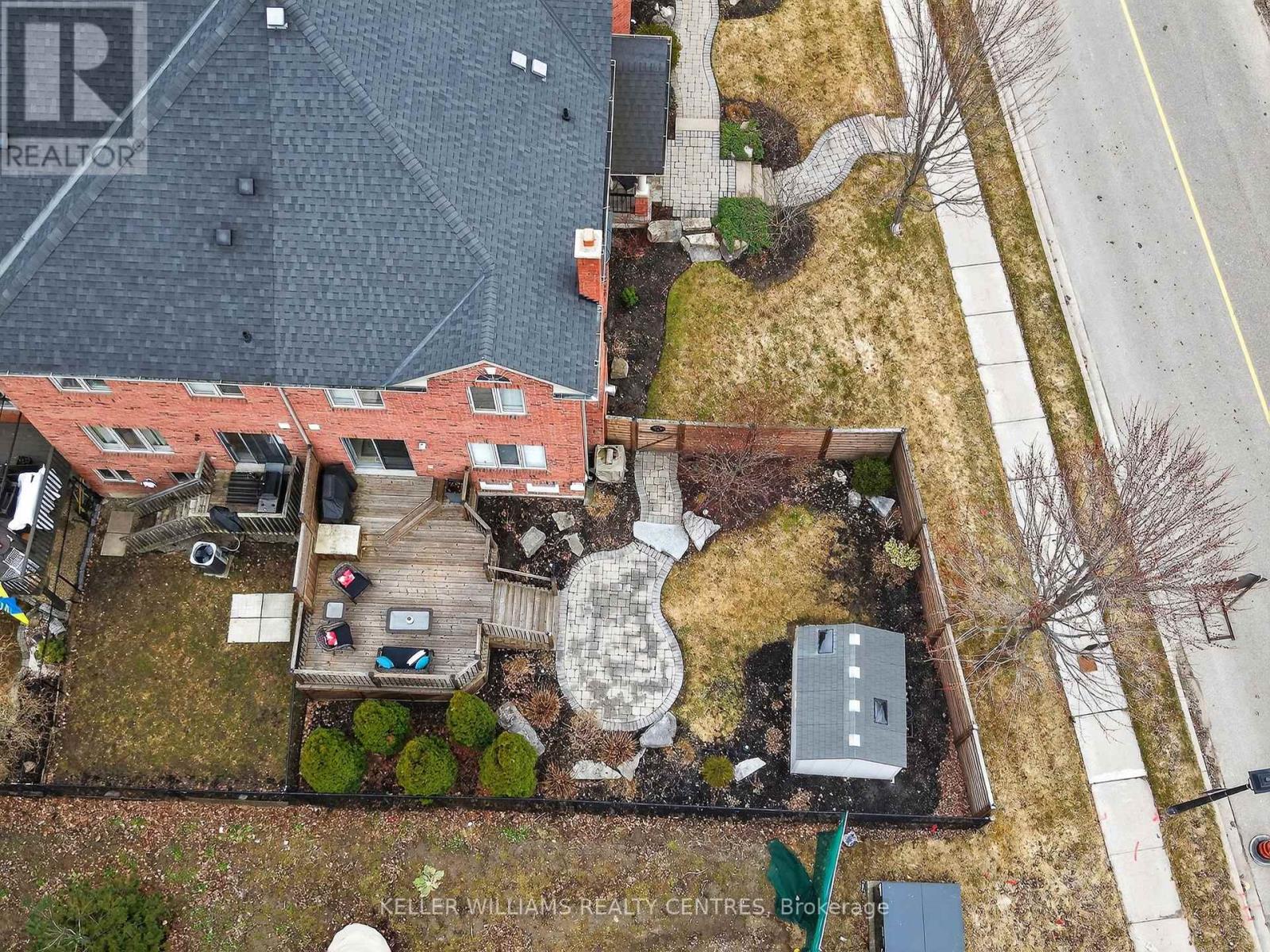 577 Osler Court, Newmarket (Summerhill Estates), Ontario  L3X 2P4 - Photo 39 - N12962824