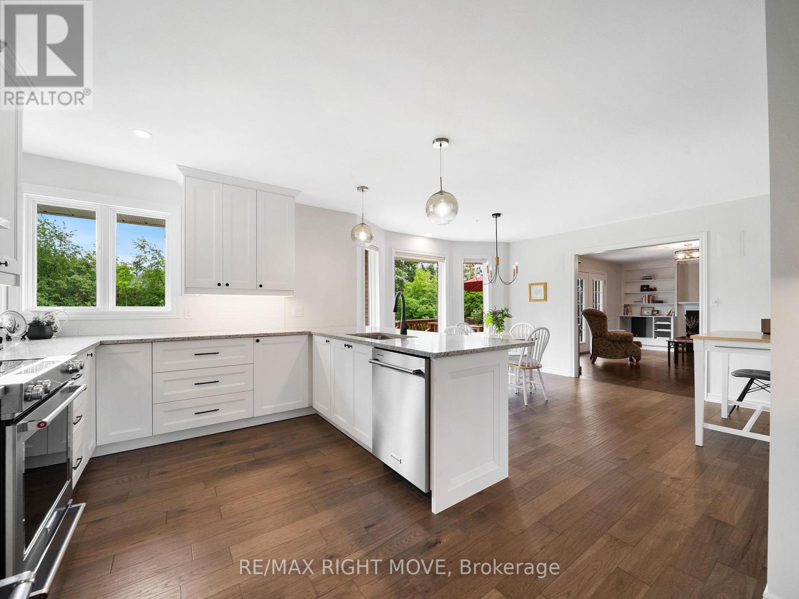 1998 Voyageur Circle, Severn (Bass Lake), Ontario  L3V 7L3 - Photo 9 - S12962726