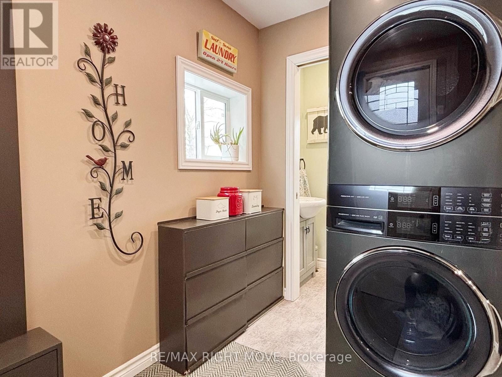 107 Jarvis Street, Orillia, Ontario  L3V 2A4 - Photo 5 - S12962744